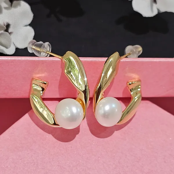 Gold_Plated_18K_Micro_Half_Hoop_With_Pearl_For_Women