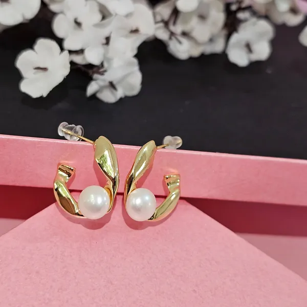 Gold_Plated_18K_Micro_Half_Hoop_With_Pearl_For_Women