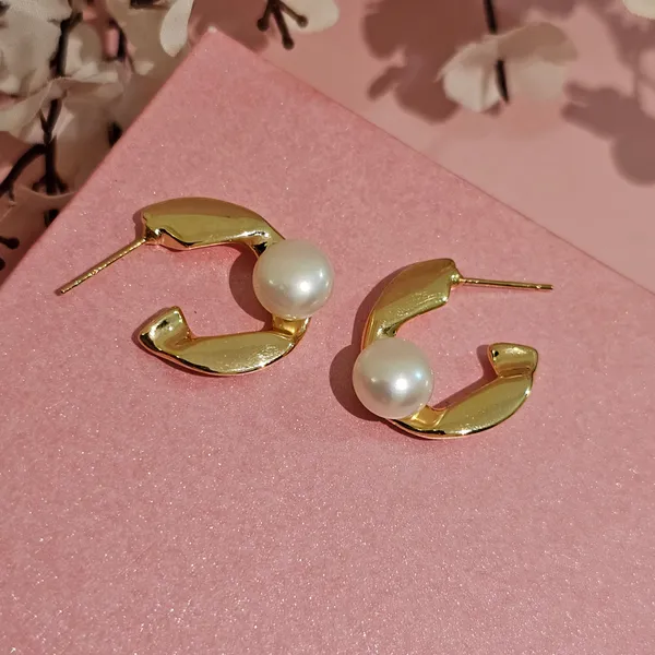 Gold_Plated_18K_Micro_Half_Hoop_With_Pearl_For_Women