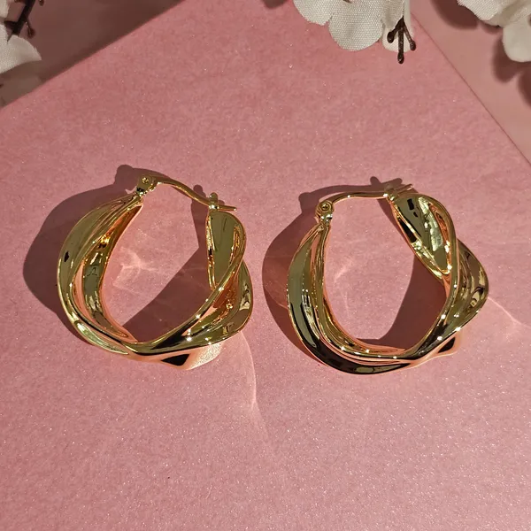 Gold_Plated_18K_Micro_Dancing_Leaves_Earrings_For_Women