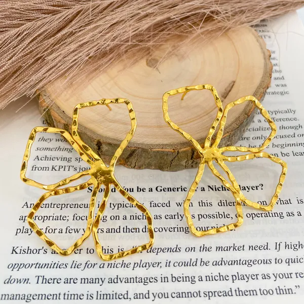 Golden_Handmade_Brass_Flower_Earing_For_Women