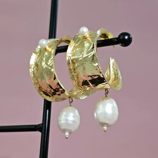 Golden_Handmade_Brass_Hammered_Pearl_Drop_Earrings_For_Women