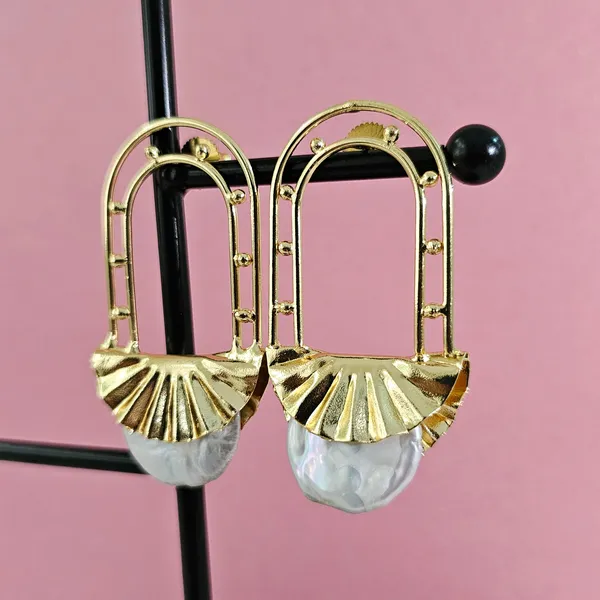 Golden_Handmade_Brass_Window_Pearl_Earings_For_Women