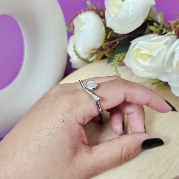 Silver_Silver_Coiled_Elegance_Ring_For_Women