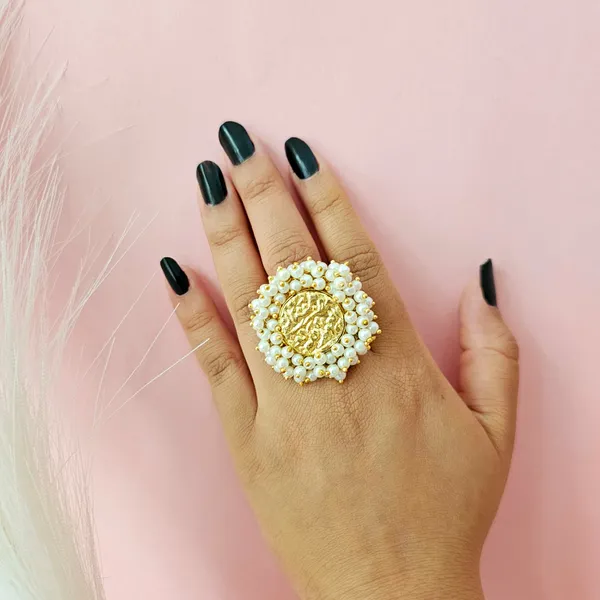 Golden_Handmade_Brass_Royal_Seal_Pearl_Border_Ring_For_Women