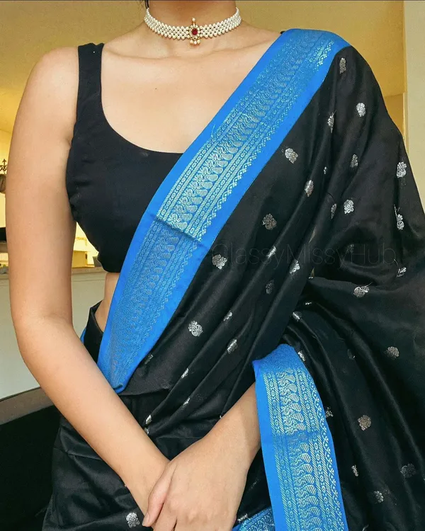 Woven_Kanjivaram_Jacquard_Banarasi_Silk_Saree