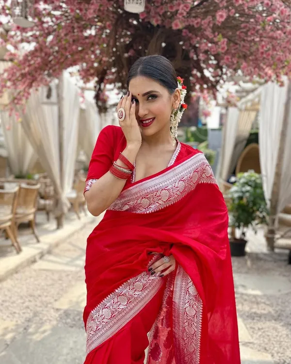 Woven_Kanjivaram_Jacquard_Banarasi_Silk_Saree