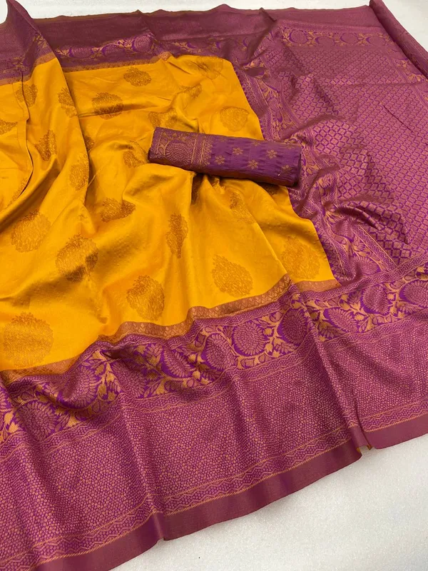 Woven_Kanjivaram_Jacquard_Banarasi_Silk_Saree