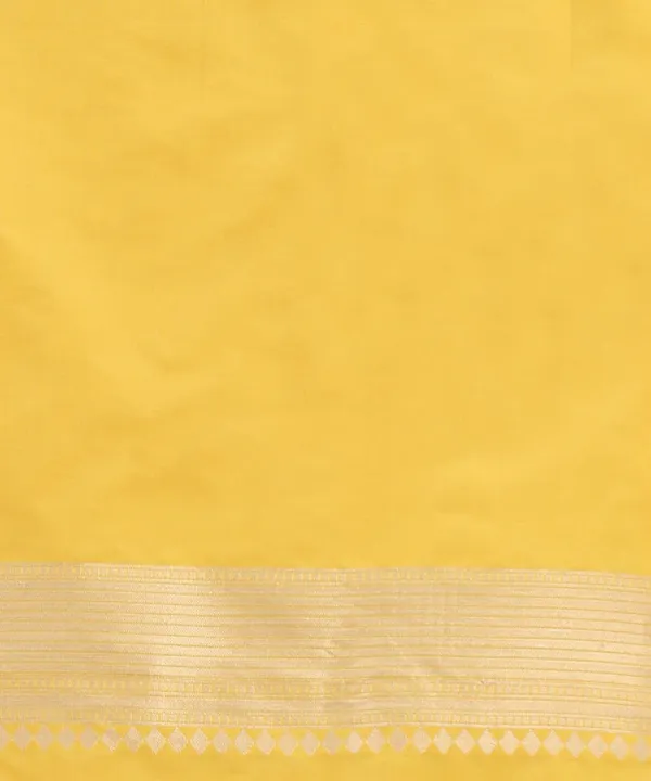 Woven_Kanjivaram_Jacquard_Banarasi_Silk_Saree