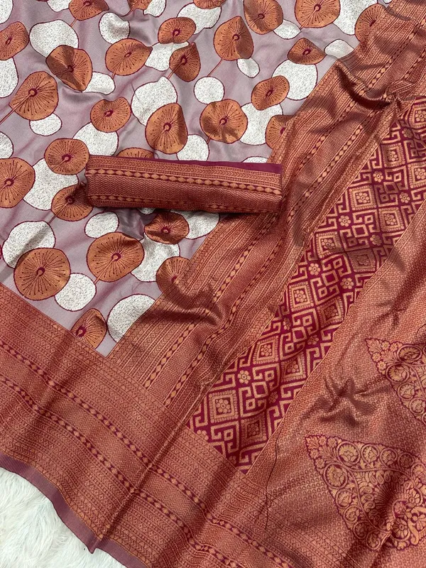 Woven_Kanjivaram_Jacquard_Banarasi_Silk_Saree
