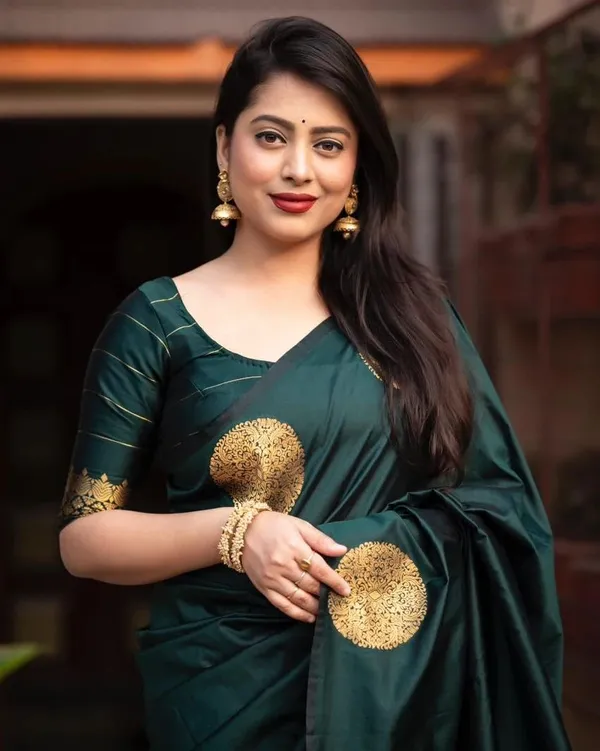 Woven_Kanjivaram_Jacquard_Banarasi_Silk_Saree