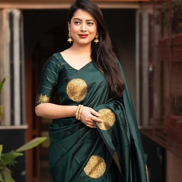Woven_Kanjivaram_Jacquard_Banarasi_Silk_Saree