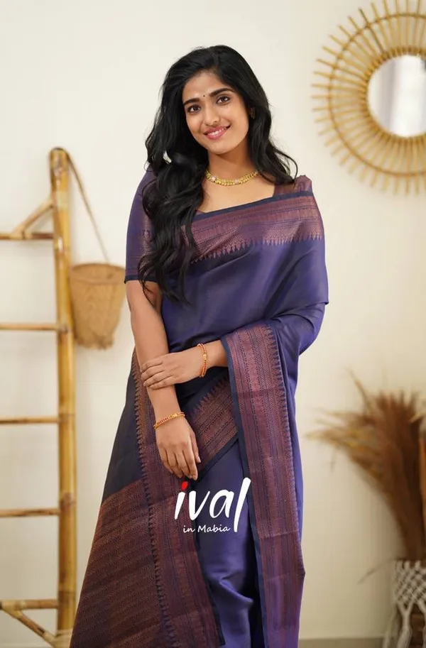 Woven_Kanjivaram_Jacquard_Banarasi_Silk_Saree