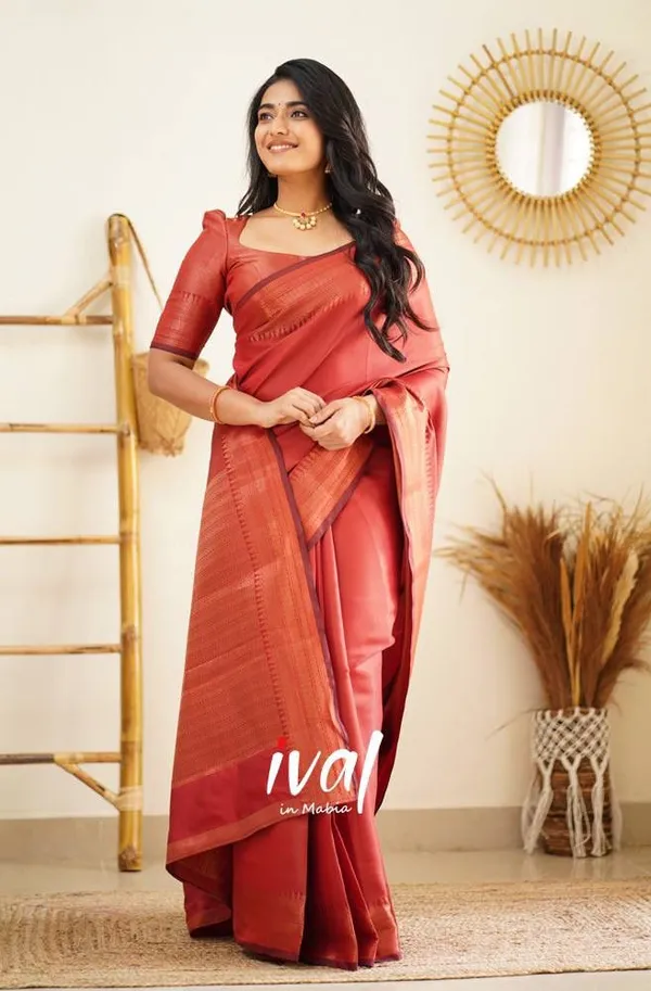 Woven_Kanjivaram_Jacquard_Banarasi_Silk_Saree
