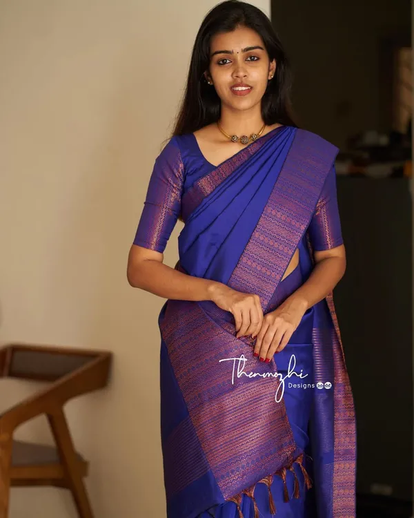 Woven_Kanjivaram_Jacquard_Banarasi_Silk_Saree