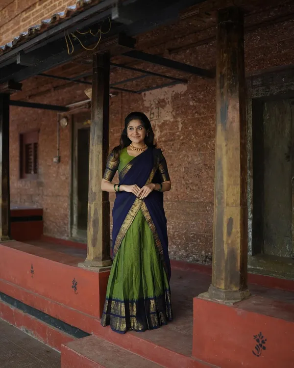 Kanjiveram_Silk_Zari_Lehenga_With_Blouse_Along_With_Banarsi_Silk_Dupatta