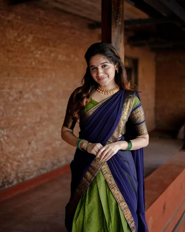 Kanjiveram_Silk_Zari_Lehenga_With_Blouse_Along_With_Banarsi_Silk_Dupatta