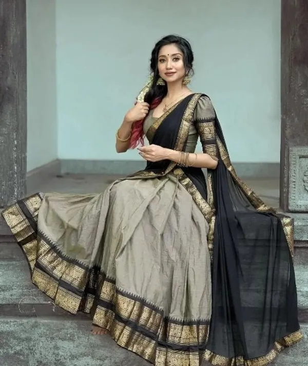 Kanjiveram_Silk_Zari_Lehenga_With_Blouse_Along_With_Banarsi_Silk_Dupatta