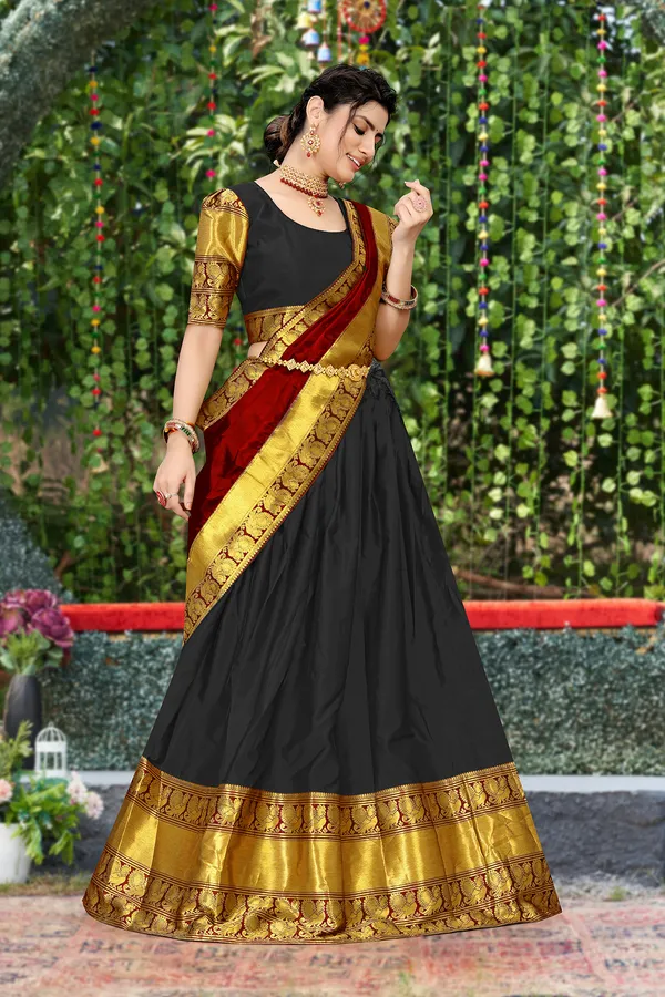 Kanjiveram_Silk_Zari_Lehenga_With_Blouse_Along_With_Banarsi_Silk_Dupatta