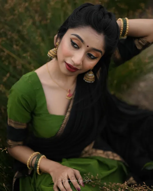 Kanjiveram_Silk_Zari_Lehenga_With_Blouse_Along_With_Banarsi_Silk_Dupatta