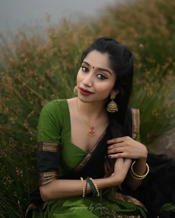Kanjiveram_Silk_Zari_Lehenga_With_Blouse_Along_With_Banarsi_Silk_Dupatta