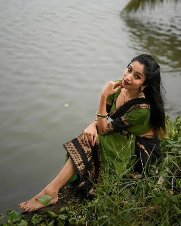 Kanjiveram_Silk_Zari_Lehenga_With_Blouse_Along_With_Banarsi_Silk_Dupatta