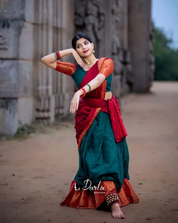 Kanjiveram_Silk_Zari_Lehenga_With_Blouse_Along_With_Banarsi_Silk_Dupatta