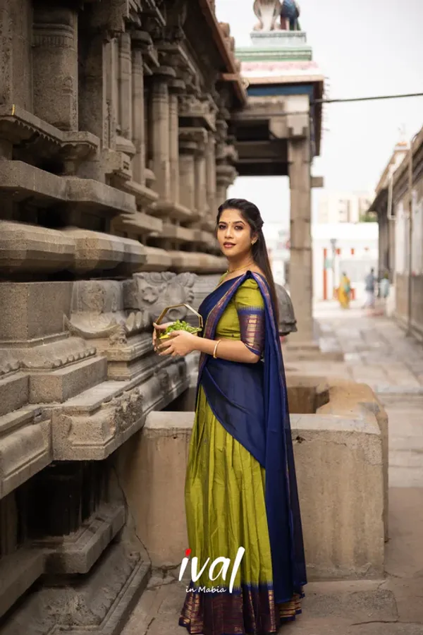 Kanjiveram_Silk_Zari_Lehenga_With_Blouse_Along_With_Banarsi_Silk_Dupatta