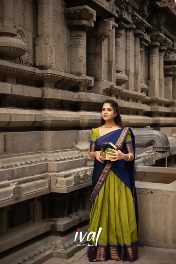 Kanjiveram_Silk_Zari_Lehenga_With_Blouse_Along_With_Banarsi_Silk_Dupatta