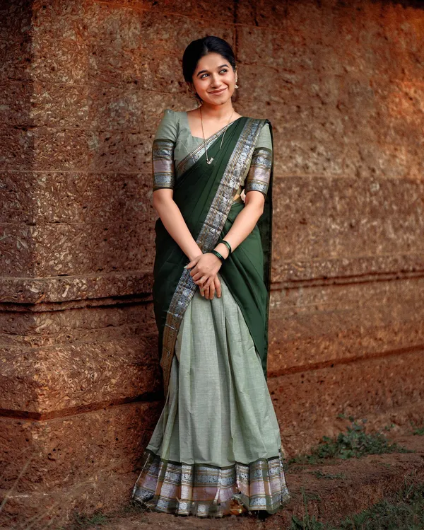 Kanjiveram_Silk_Zari_Lehenga_With_Blouse_Along_With_Banarsi_Silk_Dupatta
