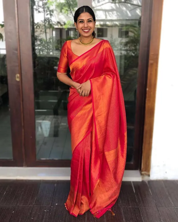 Woven_Kanjivaram_Jacquard_Banarasi_Silk_Saree