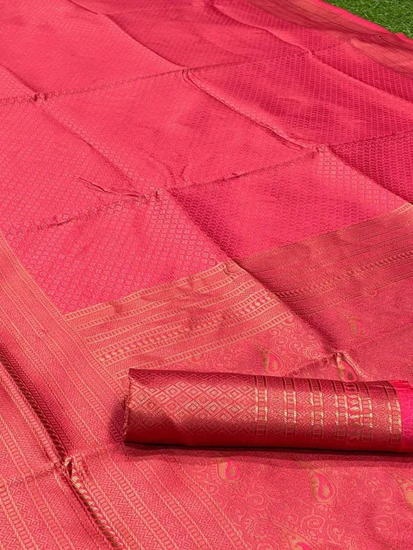 Woven_Kanjivaram_Jacquard_Banarasi_Silk_Saree