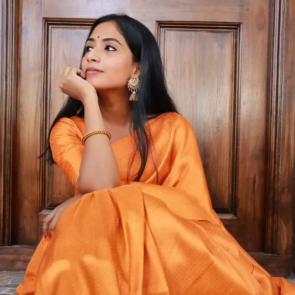 Woven_Kanjivaram_Jacquard_Banarasi_Silk_Saree