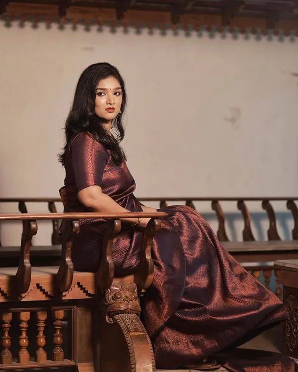 Woven_Kanjivaram_Jacquard_Banarasi_Silk_Saree