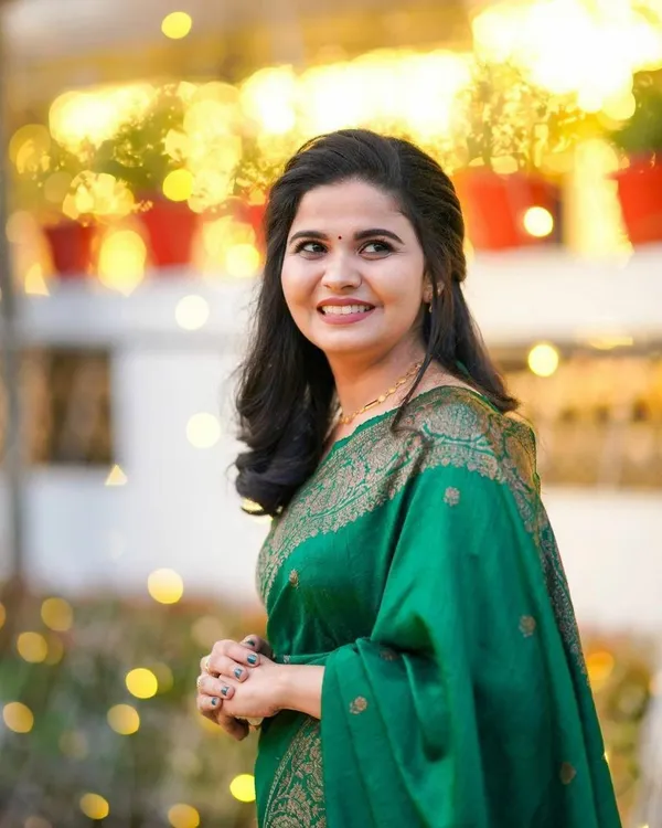Woven_Kanjivaram_Jacquard_Banarasi_Silk_Saree