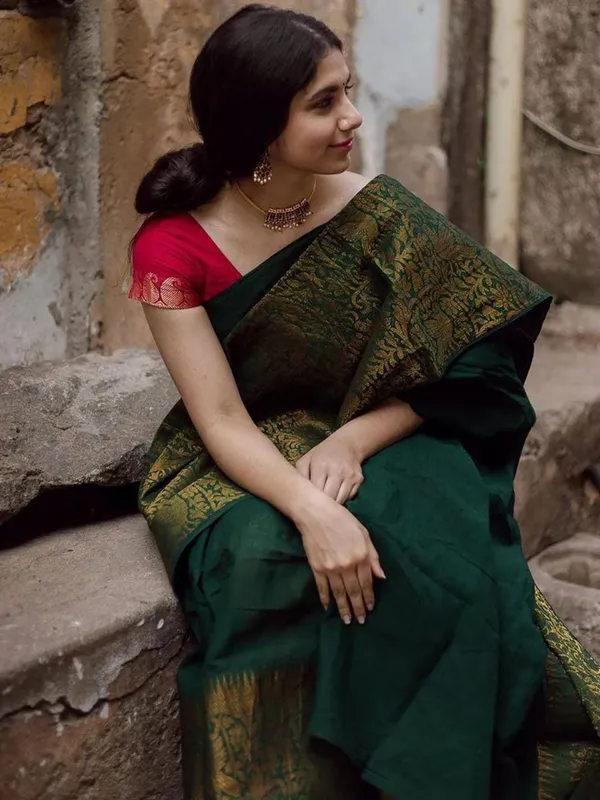 Woven_Kanjivaram_Jacquard_Banarasi_Silk_Saree