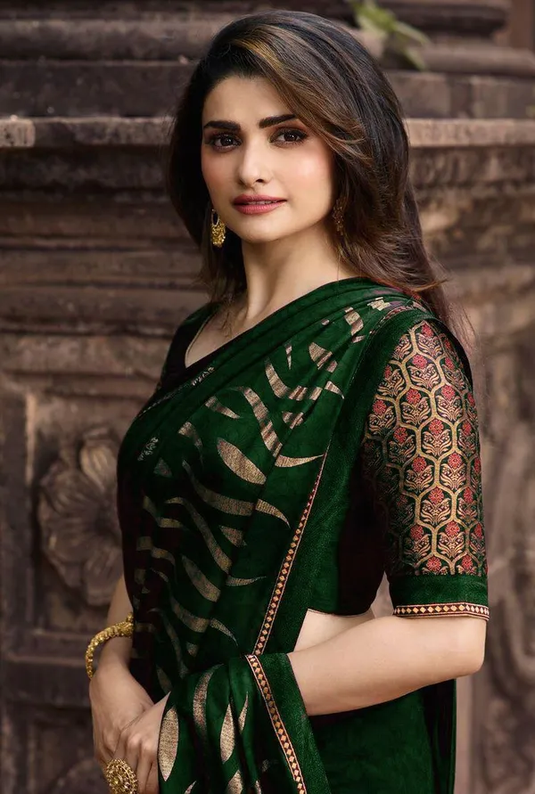Woven_Kanjivaram_Jacquard_Banarasi_Silk_Saree