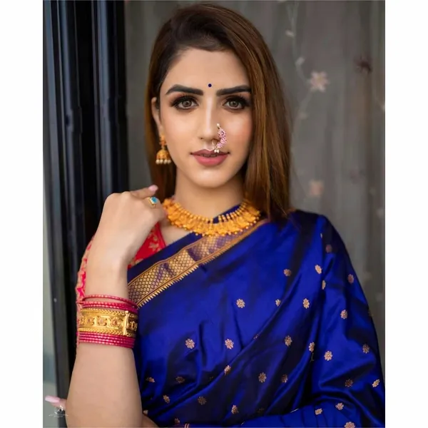Woven_Kanjivaram_Jacquard_Banarasi_Silk_Saree