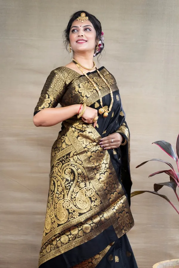 Woven_Kanjivaram_Jacquard_Banarasi_Silk_Saree