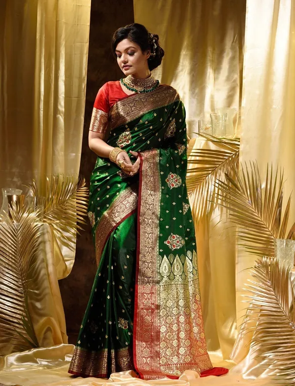 Woven_Kanjivaram_Jacquard_Banarasi_Silk_Saree