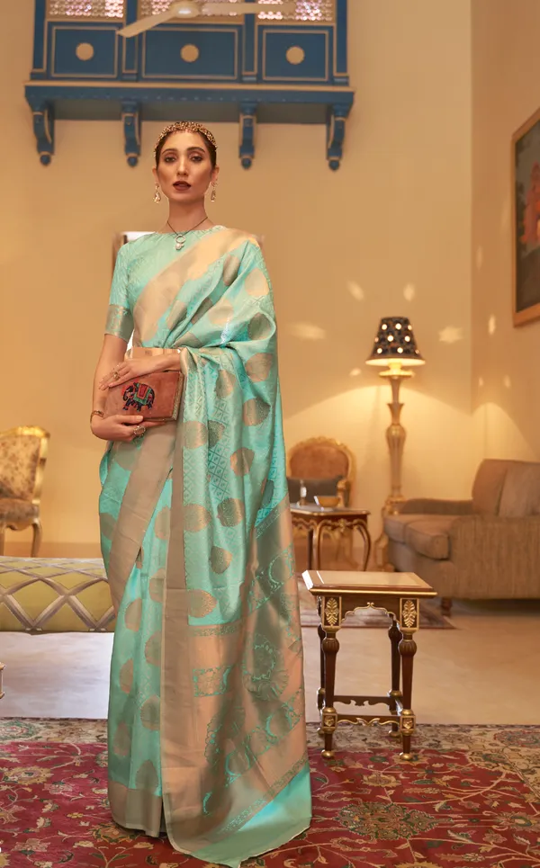 Woven_Kanjivaram_Jacquard_Banarasi_Silk_Saree