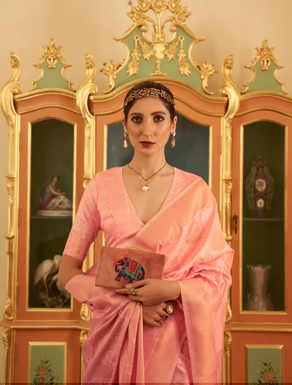 Woven_Kanjivaram_Jacquard_Banarasi_Silk_Saree