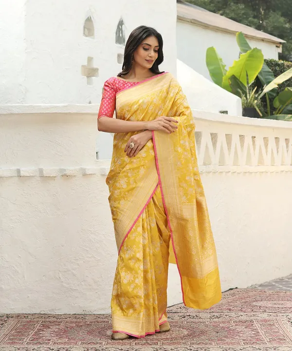 Woven_Kanjivaram_Jacquard_Banarasi_Silk_Saree