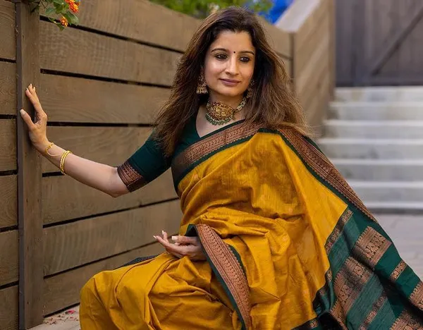 Woven_Kanjivaram_Jacquard_Banarasi_Silk_Saree