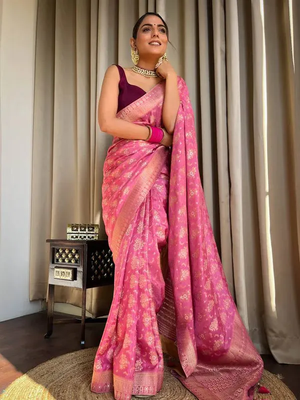 Woven_Kanjivaram_Jacquard_Banarasi_Silk_Saree