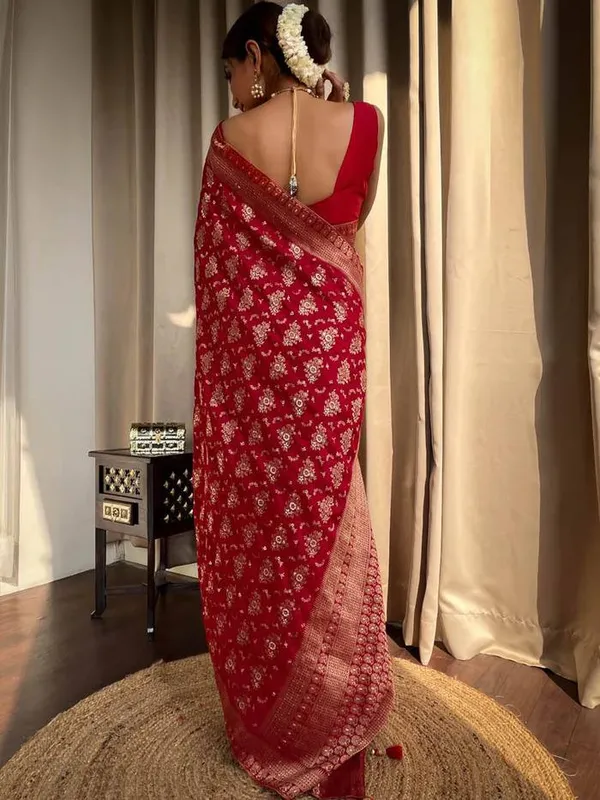 Woven_Kanjivaram_Jacquard_Banarasi_Silk_Saree