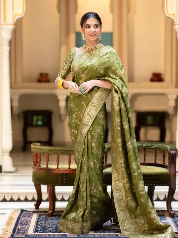 Woven_Kanjivaram_Jacquard_Banarasi_Silk_Saree