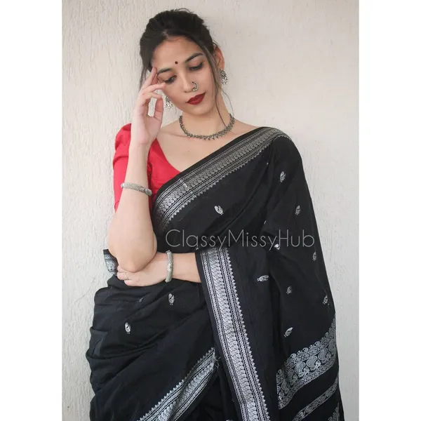 Woven_Kanjivaram_Jacquard_Banarasi_Silk_Saree