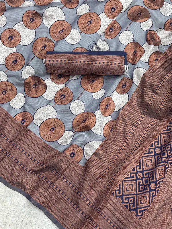 Woven_Kanjivaram_Jacquard_Banarasi_Silk_Saree
