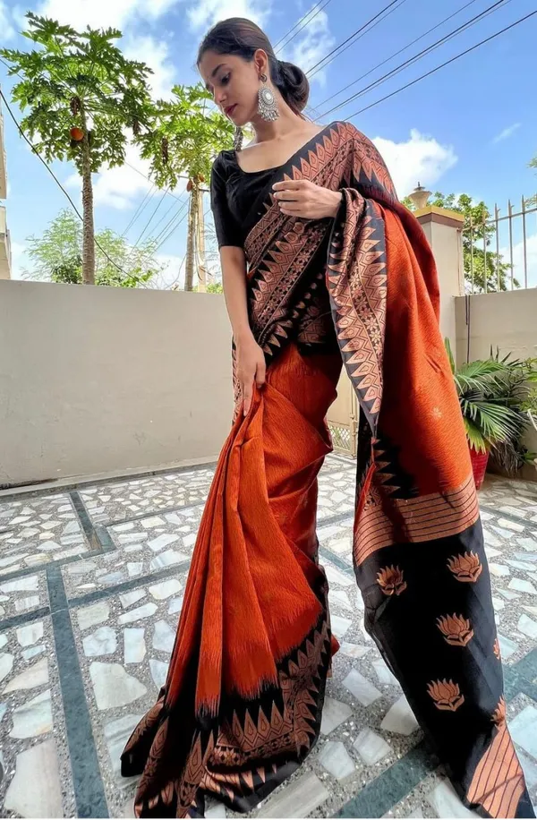Woven_Kanjivaram_Jacquard_Banarasi_Silk_Saree